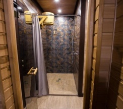 8-местный 5-комнатный коттедж премиум в Резиденция 888