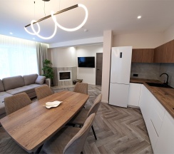 Family Village 2 спальни, улучшенный. Заезд в 19-00, выезд в 17-00. в Мечта