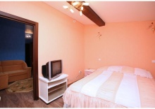 2-комнатный номер полулюкс с 1 двуспальной кроватью в Орион