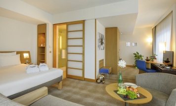 Номер MyRoom by Yasemen: Green Oasis в Hotel Novotel Berlin Am Tiergarten