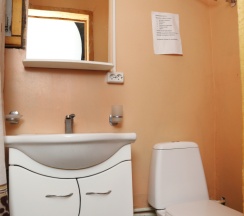 Семейный люкс с балконом и с красивым видом из окна в Урочище Машуково