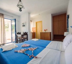 Номер Standard в Iliana Hotel