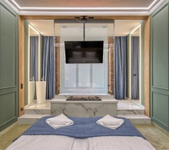 дизайнерский люкс с ванной в Tuchkov hotel