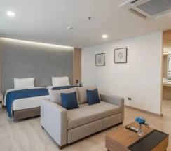 Двухместный номер Premier с видом на море двуспальная кровать в Sunbeam Hotel Pattaya