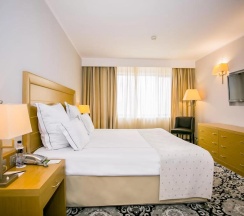 Полулюкс с видом на горы в Hotel Marinela Sofia