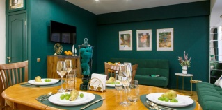 Иркутск: Апартаменты ГостиРу