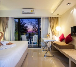 Двухместный номер Deluxe с видом на море двуспальная кровать в Coral Inn
