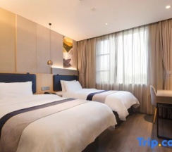 Двухместный номер Standard 2 отдельные кровати в Motel168 Shanghai Qi Bao Inn
