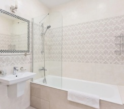 Номер Superior в Квартира на сутки Маяк Минск Метро 5 мин Wi-Fi Кондиционер Кухня объединена с жилой зоной Отдельная спальня Отчётные документы