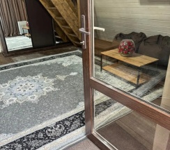 Коттедж с видом на горы в Shale Kazbek