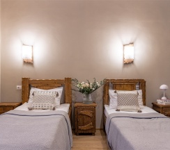 Трехместный номер с раздельными кроватями в Номера в Пушкине