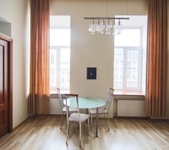 3-комнатные апартаменты студия в Apart24