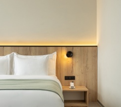  номер DELUXE с видом на город в Breezko hotel