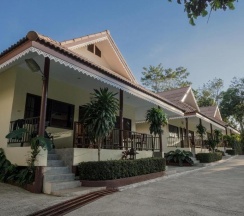 Бунгало с видом на сад в Chang Cliff Resort