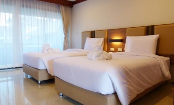 Двухместный номер Superior с балконом 2 отдельные кровати в The Impress Nan Hotel