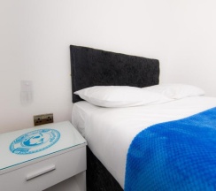 Двухместный номер Superior двуспальная кровать в The Adonis Hotel