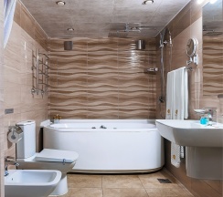 Двухуровневый Люкс с гидромассажной ванной Плюс в Tesoro