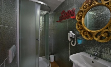 Двухместный семейный номер двуспальная кровать в Club Hotel Anjeliq