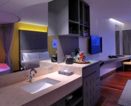 Двухместный номер Extra Radiance 2 отдельные кровати в LiT BANGKOK Hotel