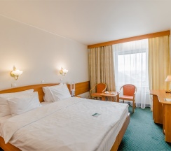 Стандарт с двуспальной кроватью ( Отель Вега, Измайловское шоссе 71, 3В) **** в Фаворит Вега