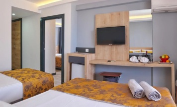 Номер Семейный в Clover Magic Park Side