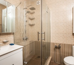 Евродвушка 65 кв.м. район Толстый мыс, на берегу открытого моря ,ул. Южная д. 35 в Милка