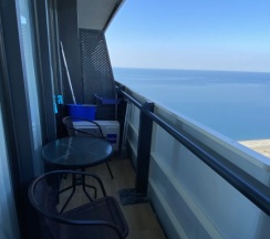 Трёхместный номер Standard с балконом и с видом на море в Апарт-отель MyGeorgia LLC Orbi City