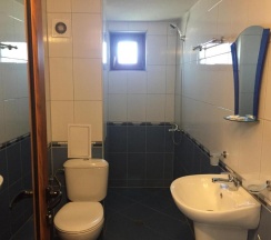 Семейный люкс с балконом в Guest Rooms Vachin