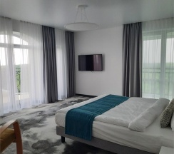 Апартаменты с панорамным видом и балконом в Park House