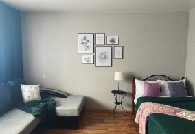 Апартаменты КварТигра на переулке Светлогорский в Красноярске