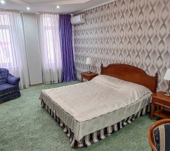 Делюкс в Европа