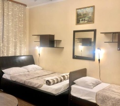 Трёхместная студия в Наш дом