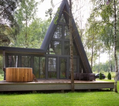 A-Frame № 8 (оснащение дома, стоимость купели и бани см. Подробнее) в Les holidays