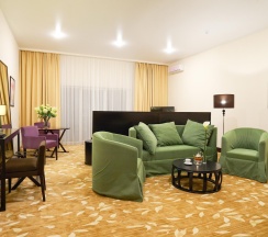 Номер люкс президентский в Garden Hotel & SPA
