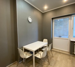 Квартира в Апартаменты на Варфоломеева, 222а 