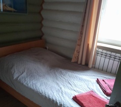 Шестиместный коттедж Classic с 3 комнатами в Ерёмина гора