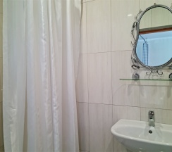 Комфорт четырехместны с балконом в У Валентины