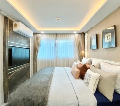 Апартаменты Luxury с балконом в Апартаменты  GSR - Dusit Grand Park 2
