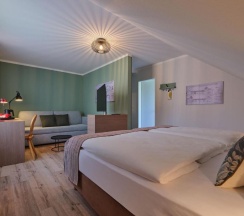 Двухместный номер Comfort двуспальная кровать в Classik Hotel Martinshof
