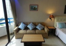 Студия Deluxe с видом на море в Alex Group Jomtien Plaza Condotel