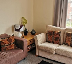 Апартаменты с 2 комнатами в Westmount 1st South