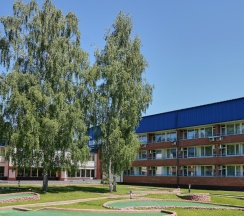 2-местный 2-комнатный номер полулюкс с 1 двуспальной кроватью 3 корпус в Каникулы в Аксаково