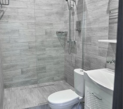 Улучшенный стандарт с 1 кроватью (1) в July hotel