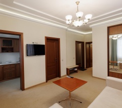 Номер люкс с 1 двуспальной кроватью в Элем