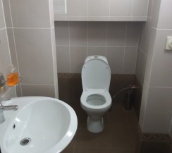 Двухместный номер с 2 отдельными кроватями и общей ванной комнатой в Юксойл