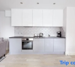 Коттедж в 7VH Virginia House, 31 Bloomsbury Way by City Living London
