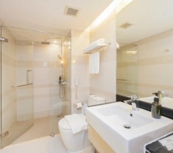 Двухместный номер Deluxe с видом на город 2 отдельные кровати в Pattaya Sea View Hotel