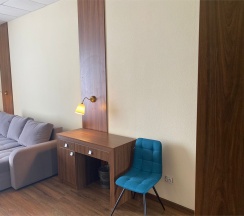 Категория А Twin Bed в Барин приехал