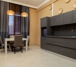 Двухкомнатный семейный номер в Alhambra