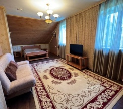 Рейчел (2 осн.+ 2 доп.) в Сар-Герел Алтая